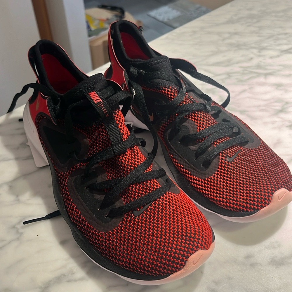 Nike Flex 2019 RN in Red - Running shoes